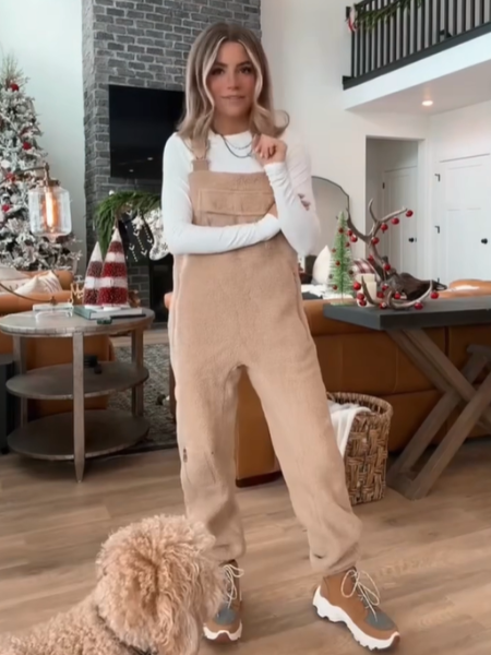 WINTER MUST HAVE: FLEECE JUMPSUIT